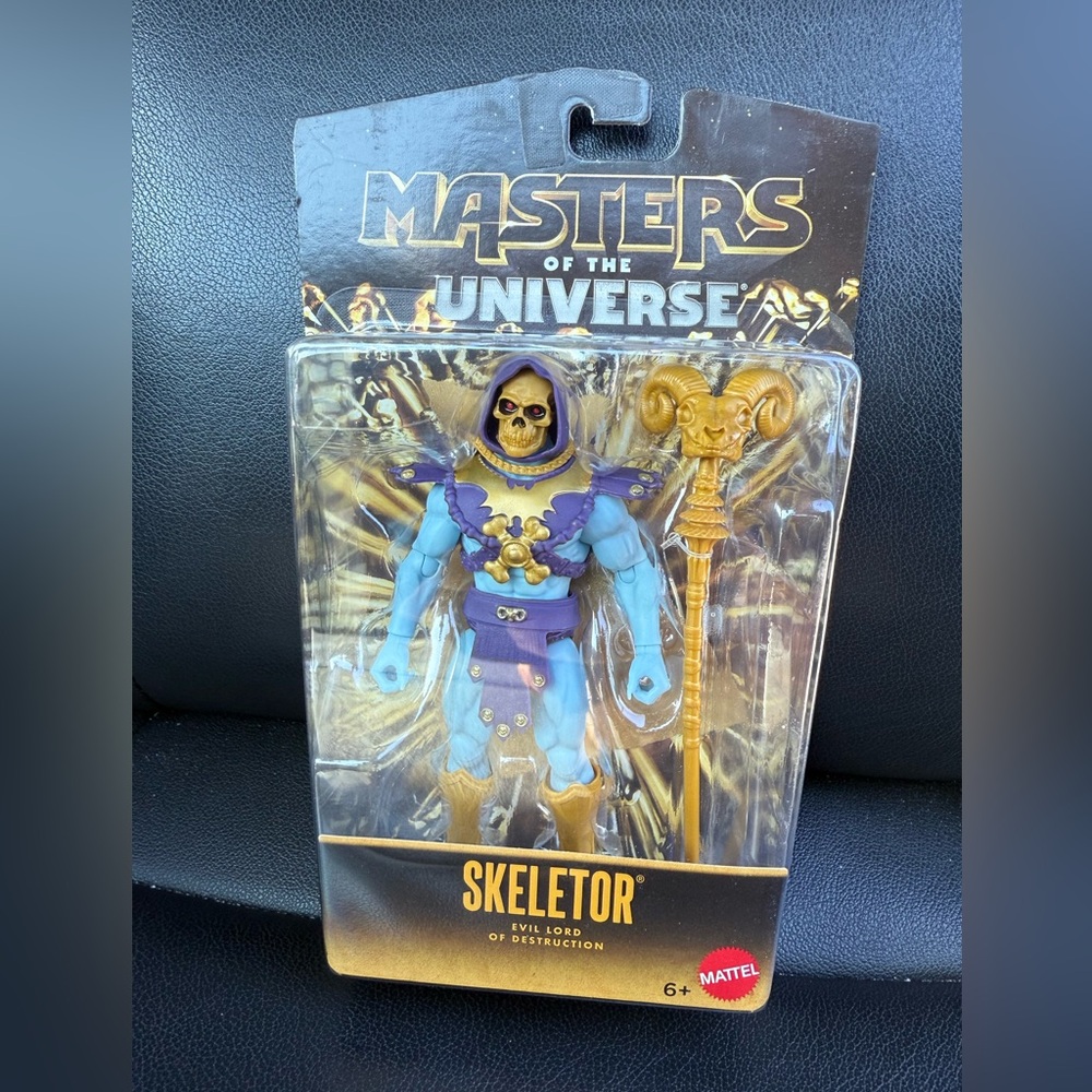 MOTU 2026 Masters of The Universe Core Gold Variant SKELETOR Exclusive Figure